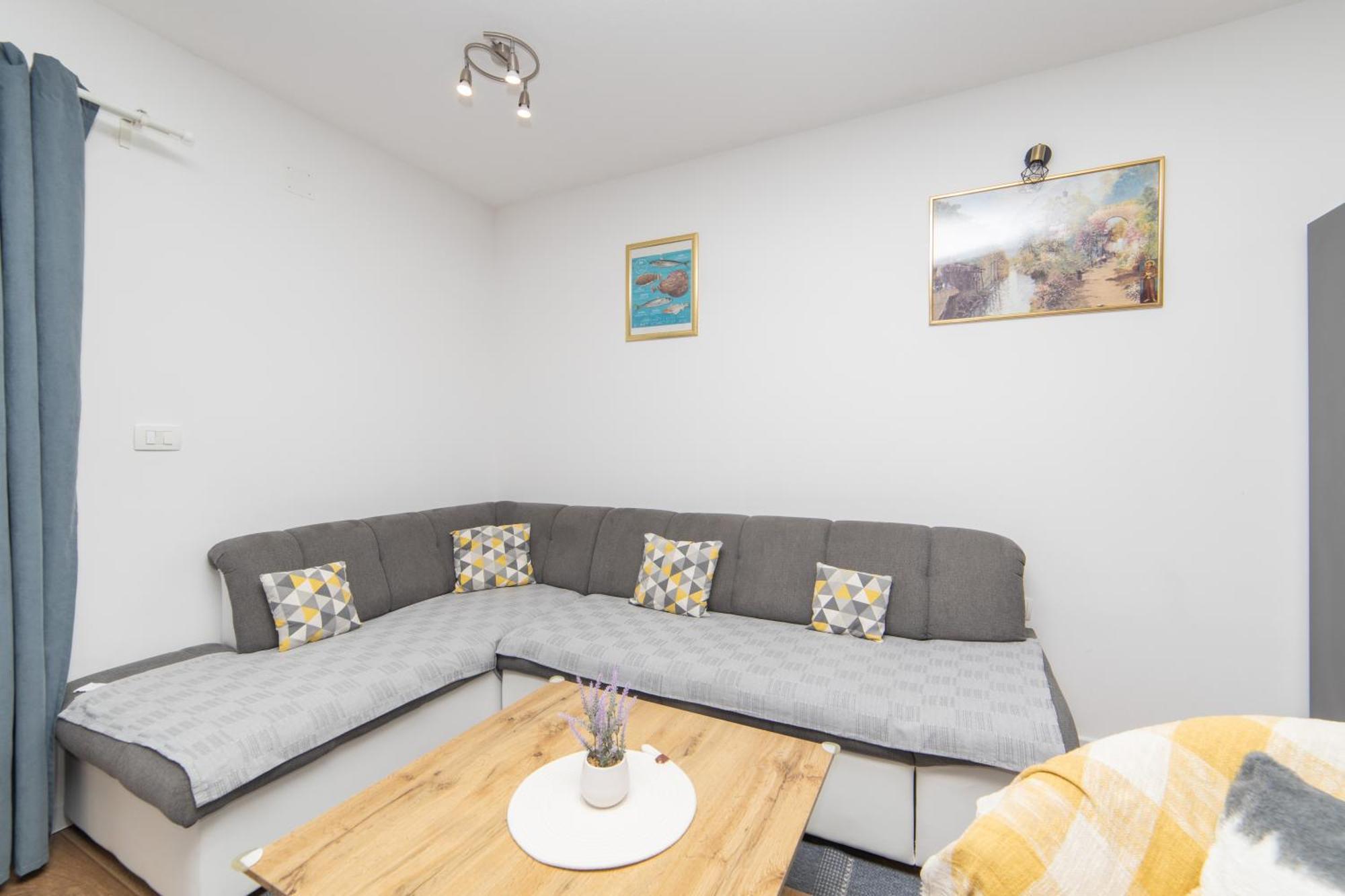 Apartments Ferdo Živogošće Eksteriør bilde