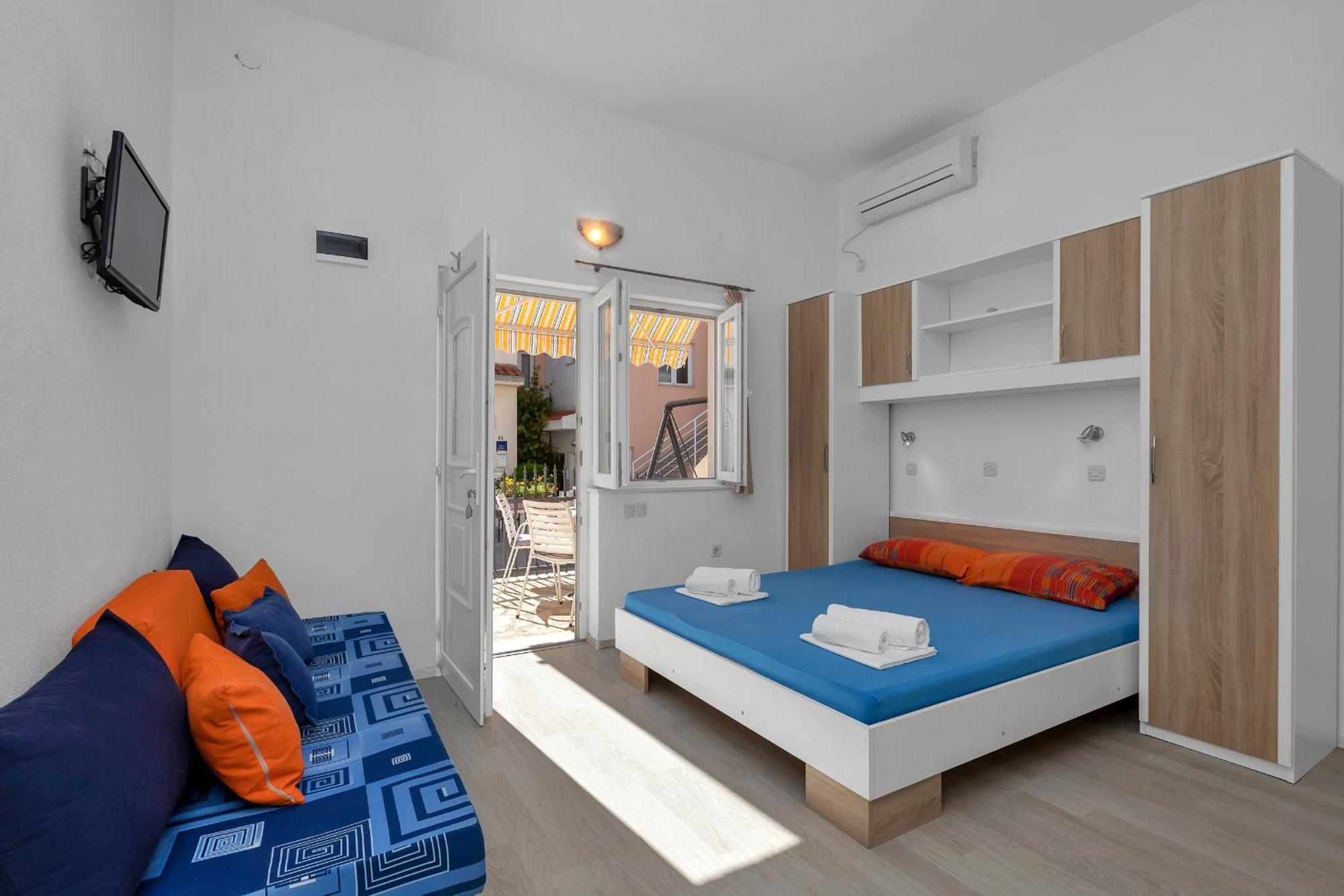 Apartments Ferdo Živogošće Rom bilde