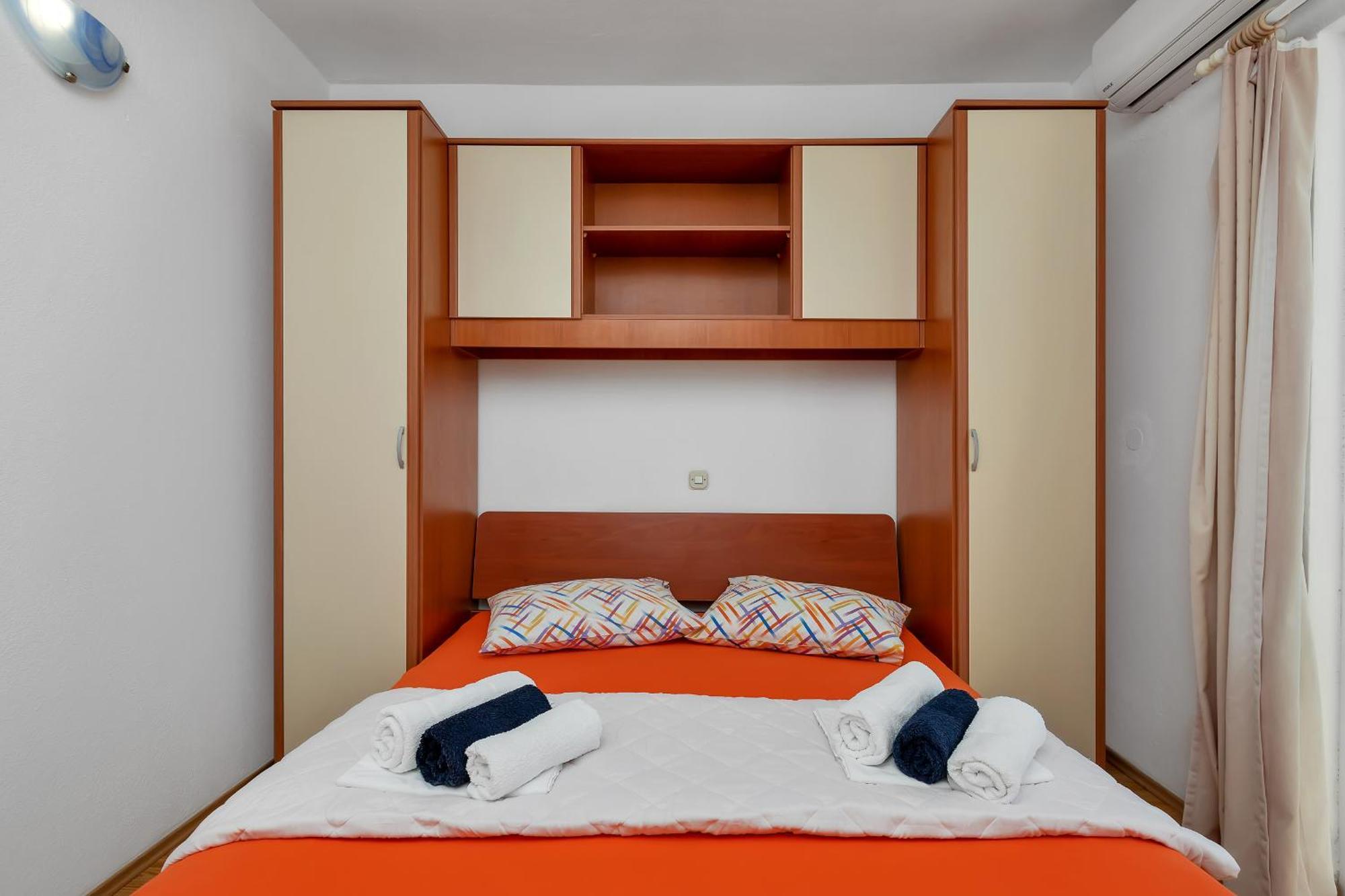 Apartments Ferdo Živogošće Rom bilde